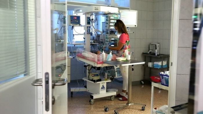Sanidad amplía competencias de enfermeras y comadronas