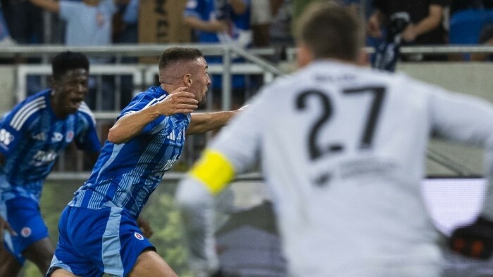 Slovan y Spartak ganan sus partidos, Ružomberok empata