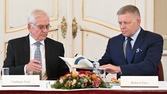 Social partners sign common document
