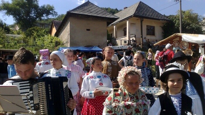 Začala sa Hontianska paráda