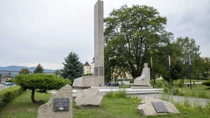 Three quarters of Slovaks are proud of the Slovak National Uprising