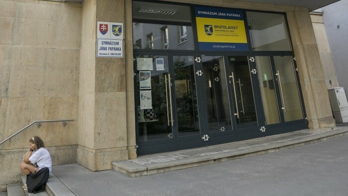 El martes por la mañana se anunció la colocación de bombas en unas 270 escuelas de Eslovaquia