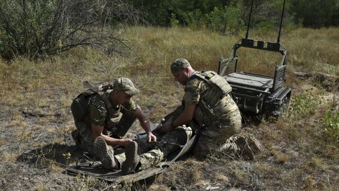 Kiev expresó su decepción por las declaraciones de Fico sobre el "fascismo" en el ejército ucraniano