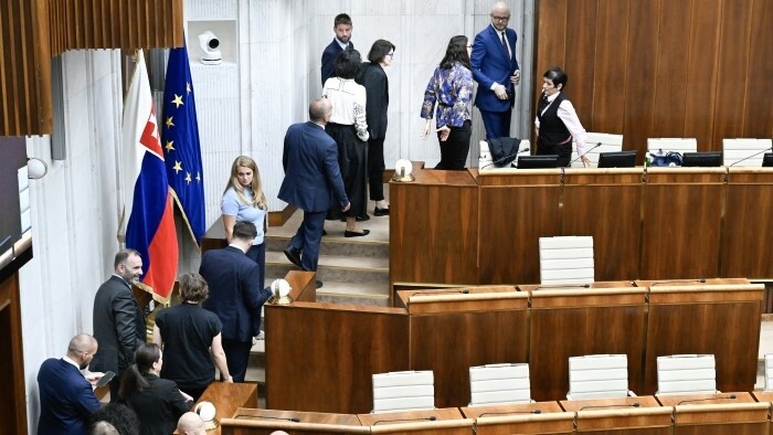 Michal Šimečka, destituido del cargo de vicepresidente del Parlamento
