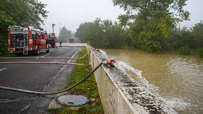 Mestá a obce rátajú škody po povodniach