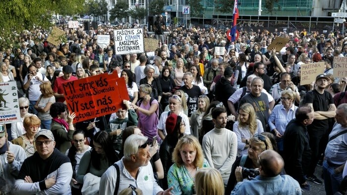 Protestas contra las acciones de la dirección del Ministerio de Cultura