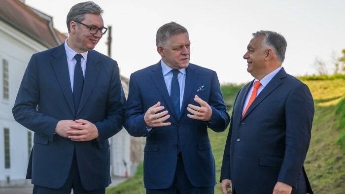 Eslovaquia, Hungría y Serbia hablan sobre migración en Komárno 