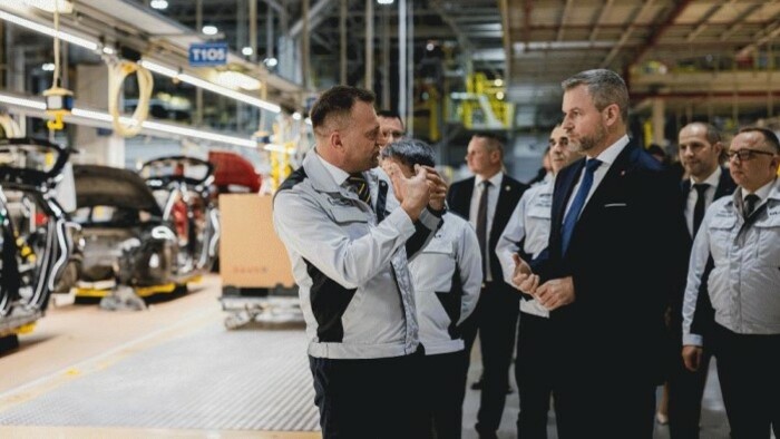 Президент СР П. Пеллегрини посетил автозавод Kia в Тепличке-над-Вагом