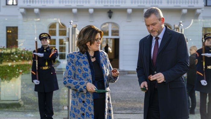 Oranžové tulipány ako symbol priateľstva