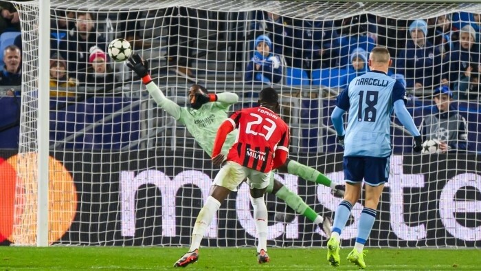 Slovan pierde con AC Milán