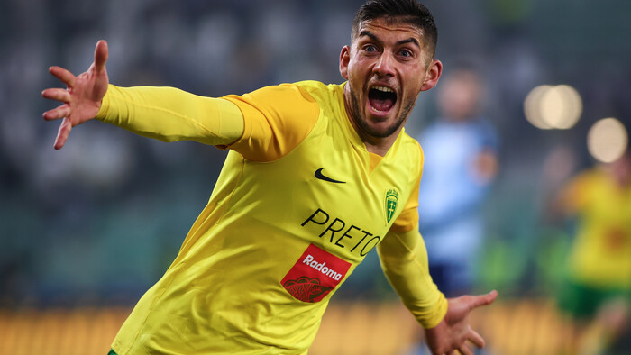FUTBAL: Šošoni vyhrali nad Slovanom