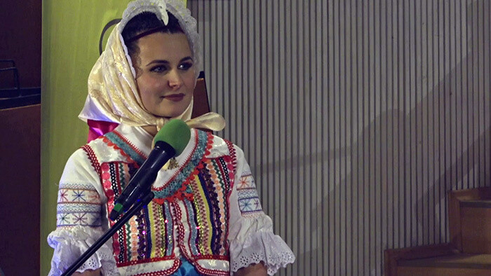 Večur ruskyňskych holosiv