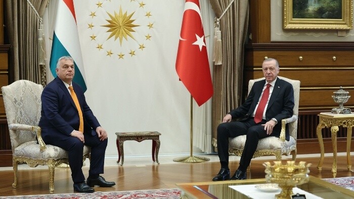 Viktor Orban si buduje svoj imidž na úkor jednoty 