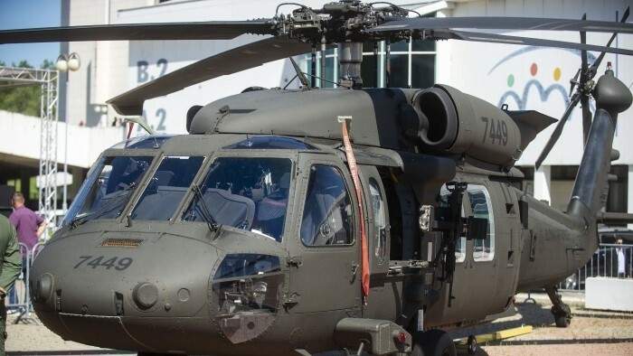 El Ministerio de Defensa muestra interés en la compra 12 helicópteros Blackhawk