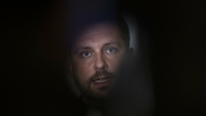 Šaško y Visolajský solicitarán una sesión parlamentaria extraordinaria