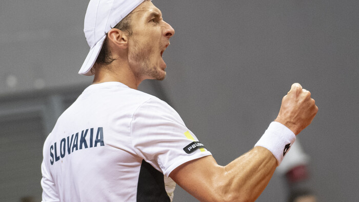 TENIS: Lukáš Klein zvíťazil nad Francúzom Atmaneom 