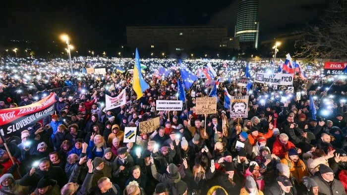 Protesty v slovenských uliciach