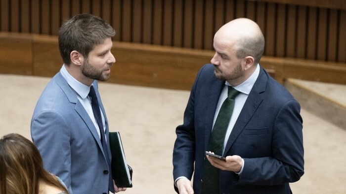 Заседание о выражении недоверия правительству завершилось без голосования