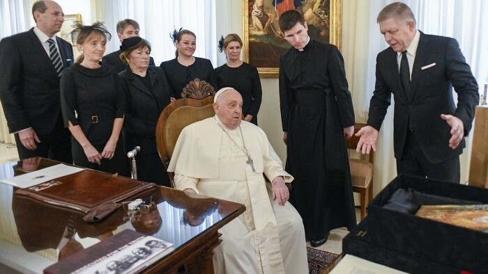 Robert Fico en visite au Vatican