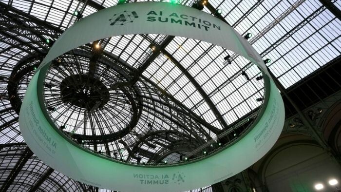 Slovakia joins declaration on human control of AI weapons