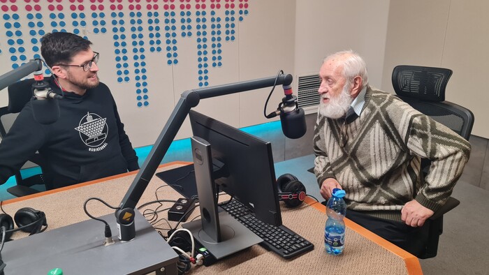 K veci: Rádiožurnál vysiela 35 rokov