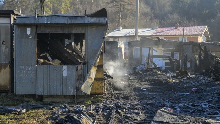 Fallecidas cinco personas en un incendio en el este del país