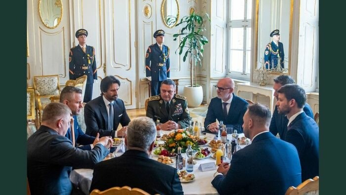 All political parties reject sending Slovak troops to Ukraine  