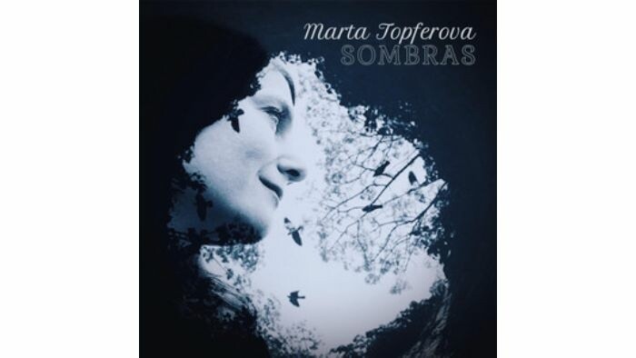 Album týždňa: Marta Töpferová – Sombras (2024)