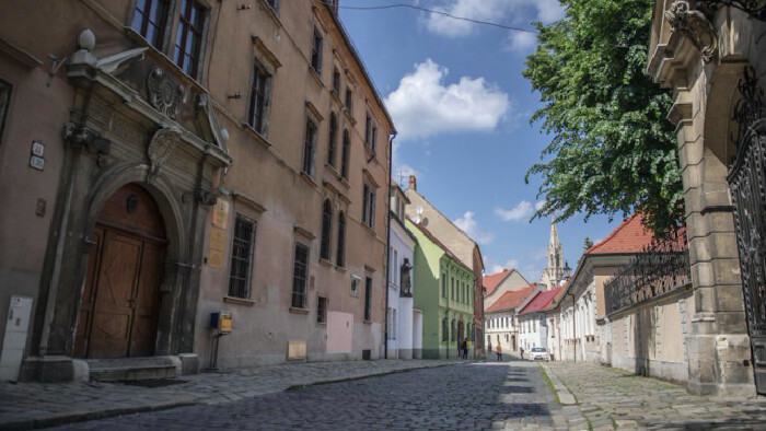 Kapitulská ulica v Bratislave