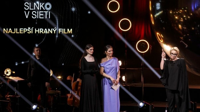 Кинопремия «Солнце в сети»: Лучший художественный фильм – «Волны» 