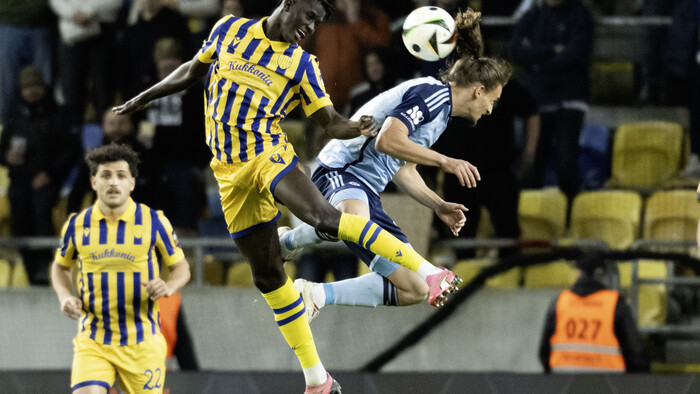 FUTBAL: Majstrovské oslavy Slovana sa posúvajú