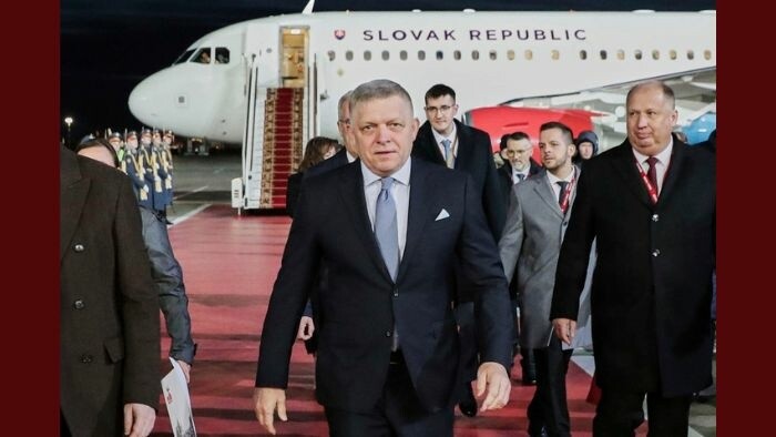 Prime Minister defends trip to Moscow