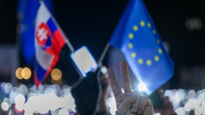 Na bilingválnom gymnáziu v Galante oslávili Deň Európy