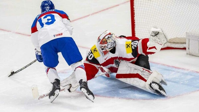 Slováci neboli v prvej tretine hlavami v zápase. Országh sa vyjadril k spornému momentu pri nájazde Krištofa