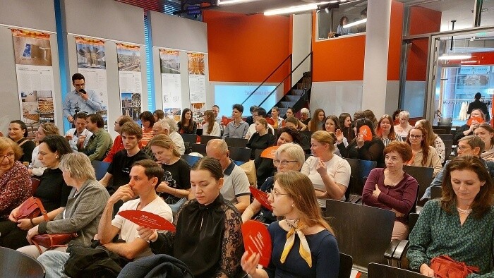 Studenten-Jelinek_0003_Kay-Zeisberg.jpg