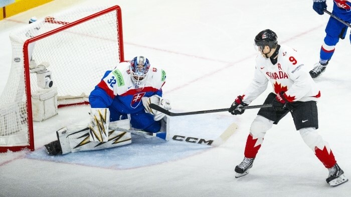 Défaite des Slovaques 7 à 0 contre le Canada
