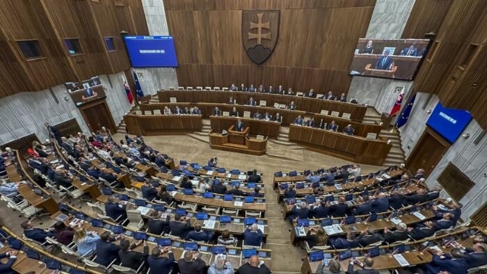 Last Parliamentary session before summer break started Tuesday