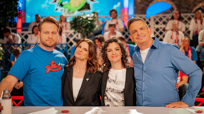 zuzana-fialová-andrea-bučko-peter-brajerčík-a-dano-dangl-v-milujem-slovensko