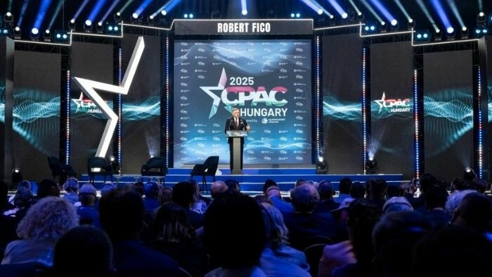 PM Fico criticizes EU policies at Conservative Conference in Budapest