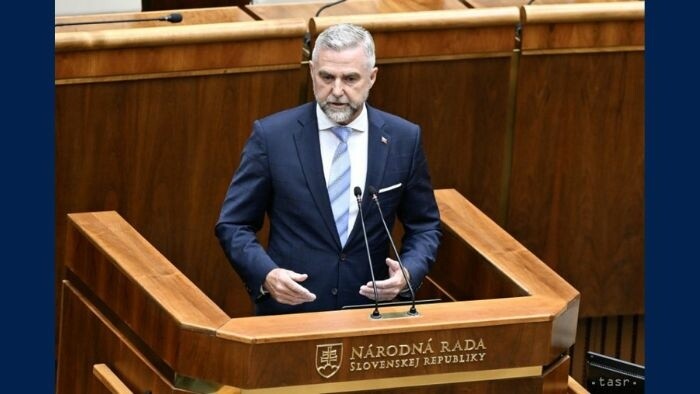 Coalition MPs consider allowing special session on PPA subsidy scandal