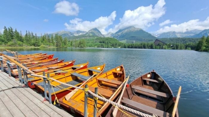 Boating season opens at Štrbské Pleso