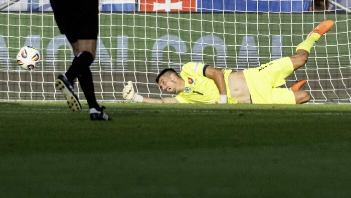 Viac času pre brankárov, ale aj dôslednejšia kontrola a tresty: UEFA priniesla nové pravidlo, ktoré platí už počas mládežníckeho