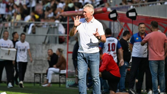 Bývalý tréner a reprezentant Ján Kocian si želá, aby ľudia chodili na našich, nie na Ronalda. Jendrišek má na U21 skvelé spomien