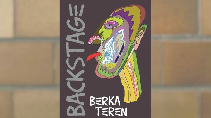 Tomáš Berka napísal knihu Backstage   