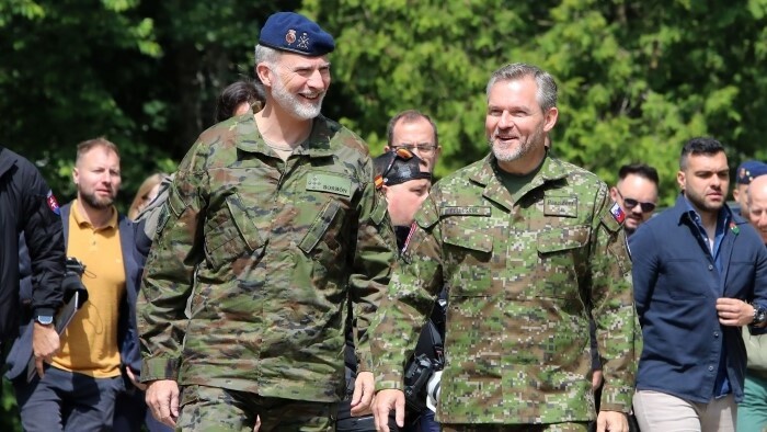 Spanischer König und slowakischer Präsident besuchten Militärübungszentrum Lešť