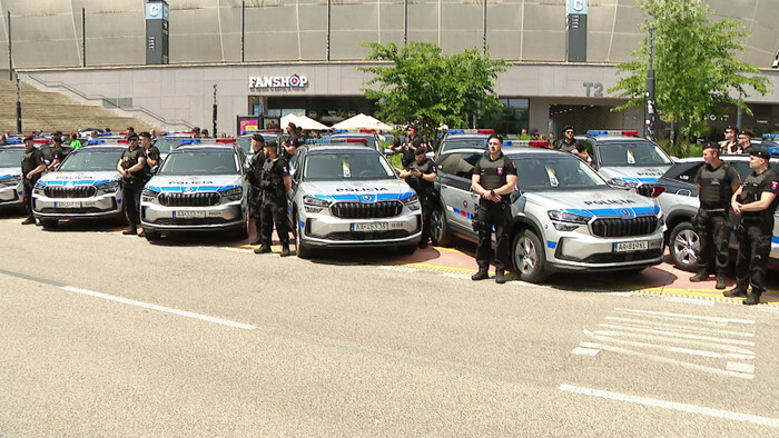 Na bezpečnosť počas ME U21 budú dohliadať aj policajti zo zahraničia. K dispozícií budú nové policajné autá a telové kamery