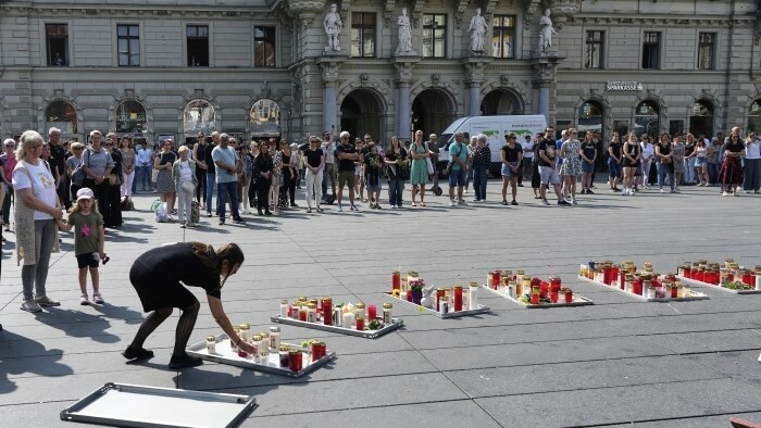 Parlement slovaque : minute de silence suite à la fusillade de Graz 