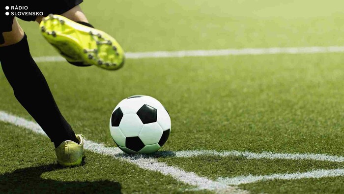 FUTBAL: Posledné štyri zápasy v základných skupinách