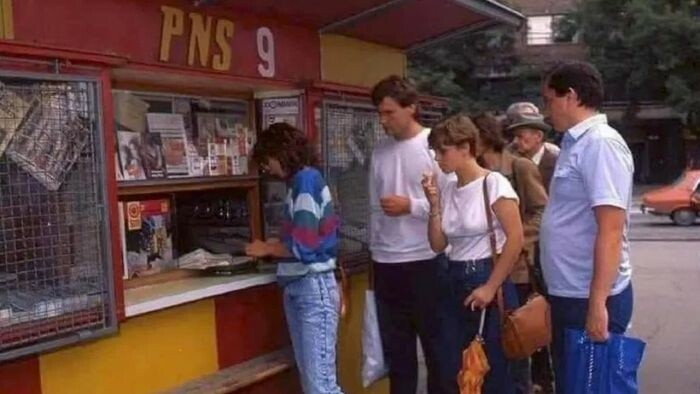 Dva retro PNS stánky ako minigalérie v Žiline