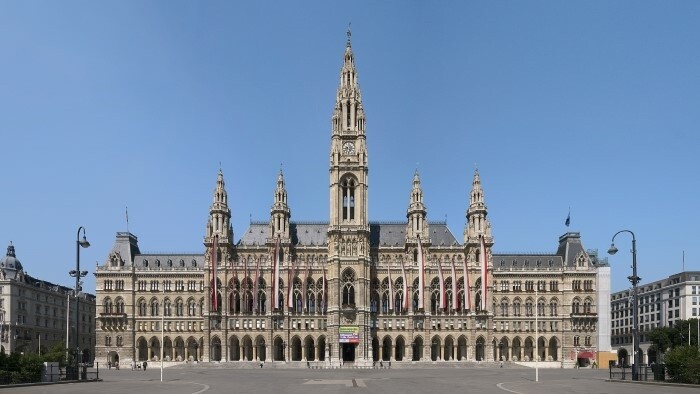 Viueden_Wien_Rathaus_radnica_Wikimedia_Thomas Ledl.jpg